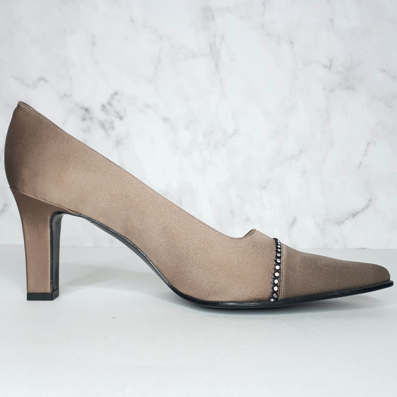 Evan Picone Satin Pointed Toe High Heel Shoe 8 - Picture 6 of 12